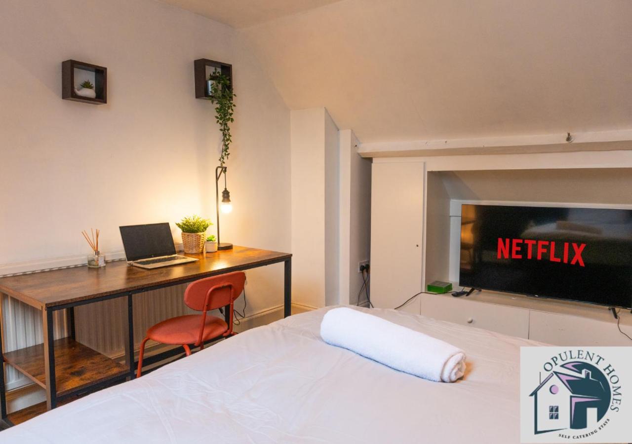 Contractors Pad - 4 Bed Town House - Cent Reading - Free Parking Villa Eksteriør billede