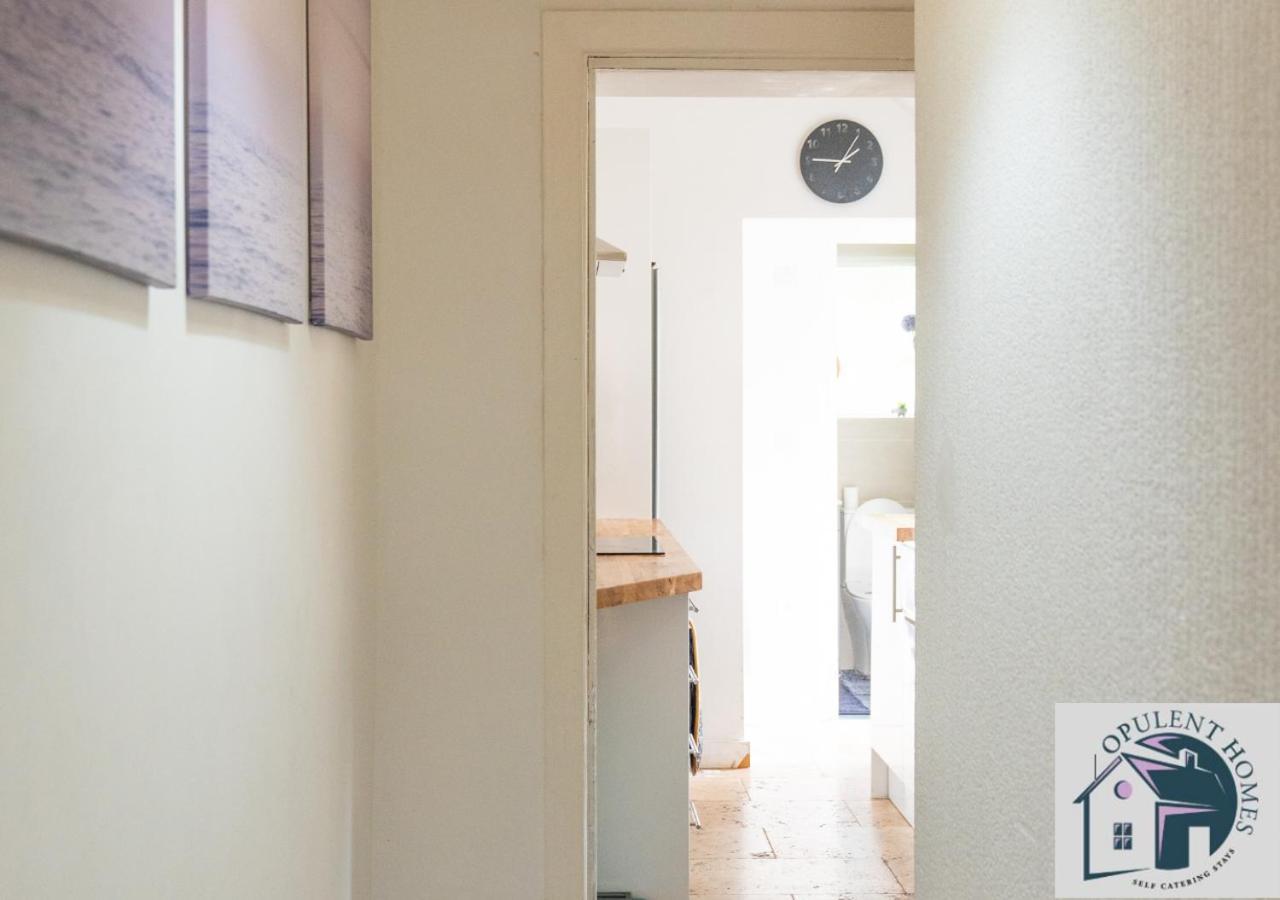 Contractors Pad - 4 Bed Town House - Cent Reading - Free Parking Villa Eksteriør billede