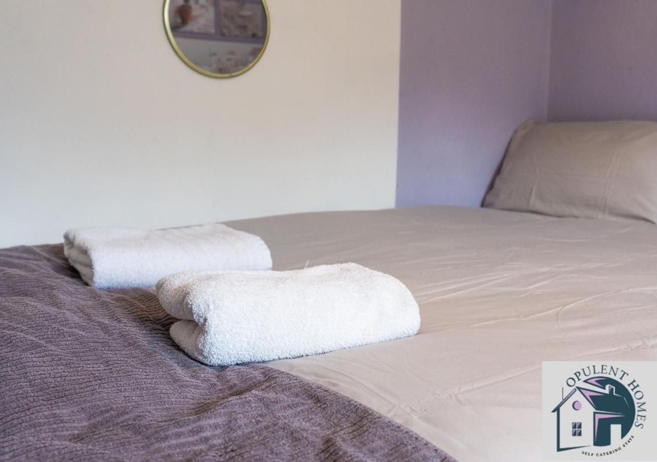 Contractors Pad - 4 Bed Town House - Cent Reading - Free Parking Villa Eksteriør billede